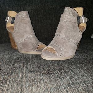Brand new Taupe open toe booties